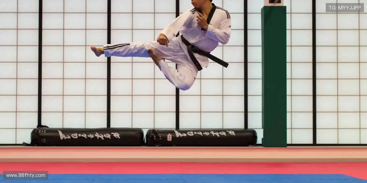 全球直播，你的呐喊从未缺席！📱